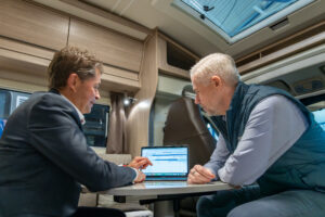 Roy Ørebek, Driftssjef i Ferda og Kenneth Oen, Growth Manager i Bitpro.