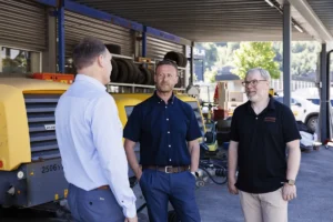 Bilde av Stian Olsen (Drammen Liftutleie), Sven David Hildebrandt (Bitpro) og Erik Grøtnes (Bitpro)