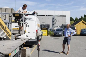 Med over 5000 enheter i flåten er logistikken en driftskritisk oppgave i seg selv.